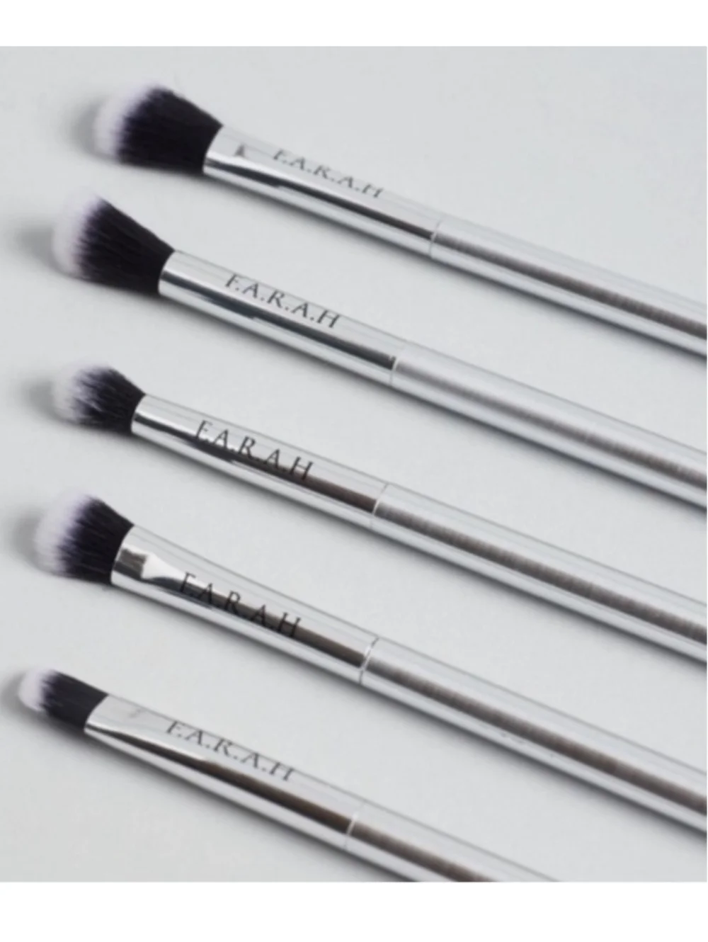 F.A.R.A.H. Eye Perfection 5pc Make-Up Cosmetics Brushes Set NWT